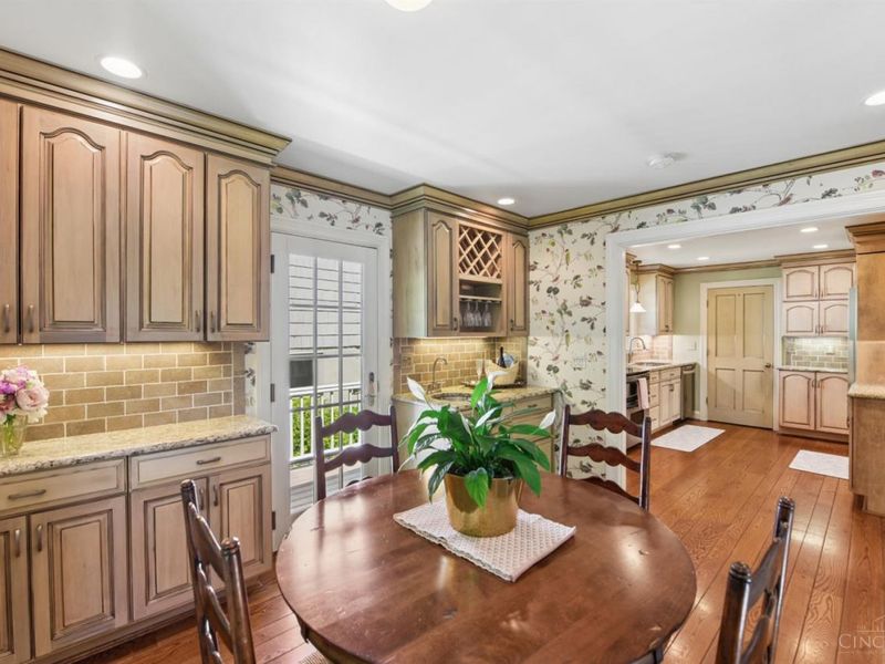 1211 Herschel Woods Lane, Cincinnati, OH 45208 Photo 12