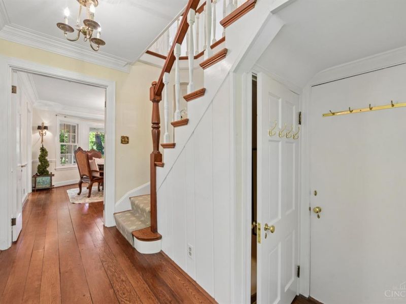 1211 Herschel Woods Lane, Cincinnati, OH 45208 Photo 3
