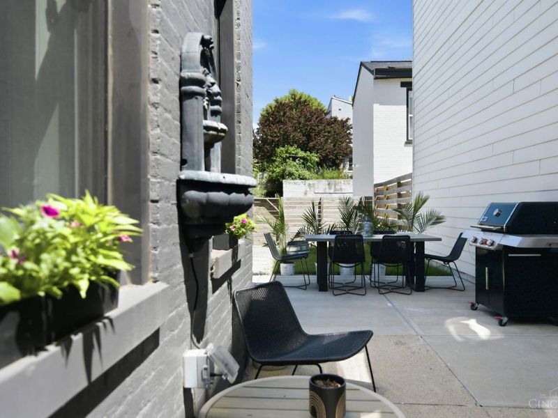 918 York Street, Cincinnati, OH 45214 Photo 70