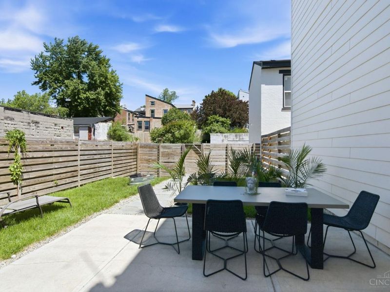 918 York Street, Cincinnati, OH 45214 Photo 71