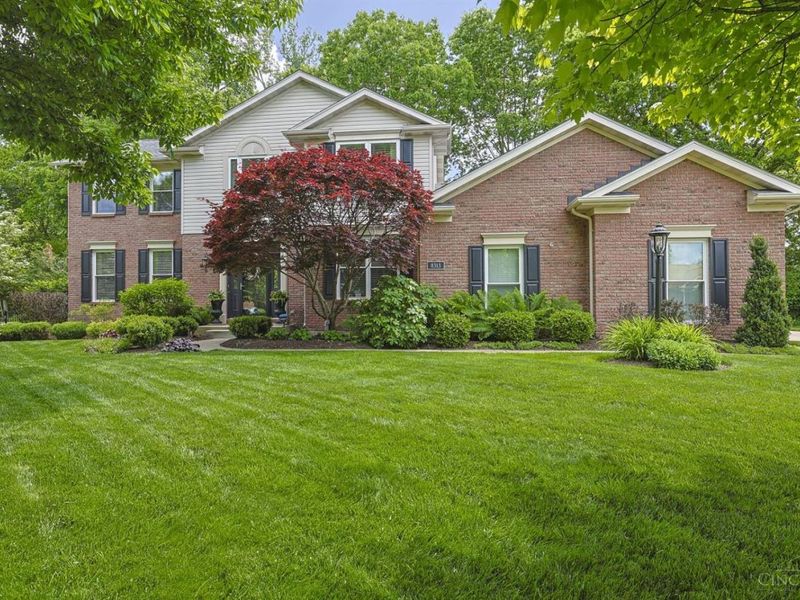 8313 Ironside Court, West Chester, OH 45069 Photo 2