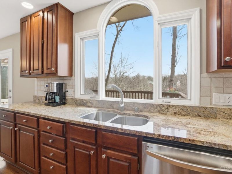 873 Miami Ridge Drive, Loveland, OH 45140 Photo 19
