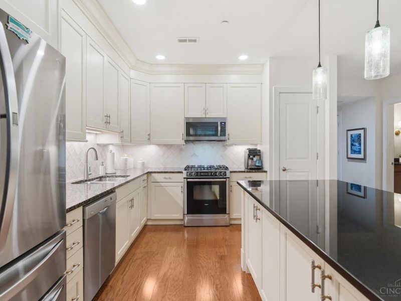 3942 Miami Road, Unit 204, Mariemont, OH 45227 Photo 19