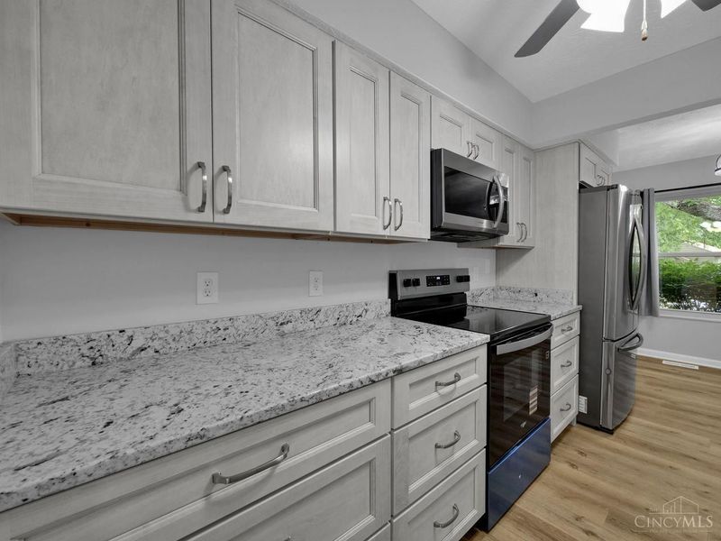 5015 Columbia Circle, Unit 15-60, West Chester, OH 45011 Photo 11