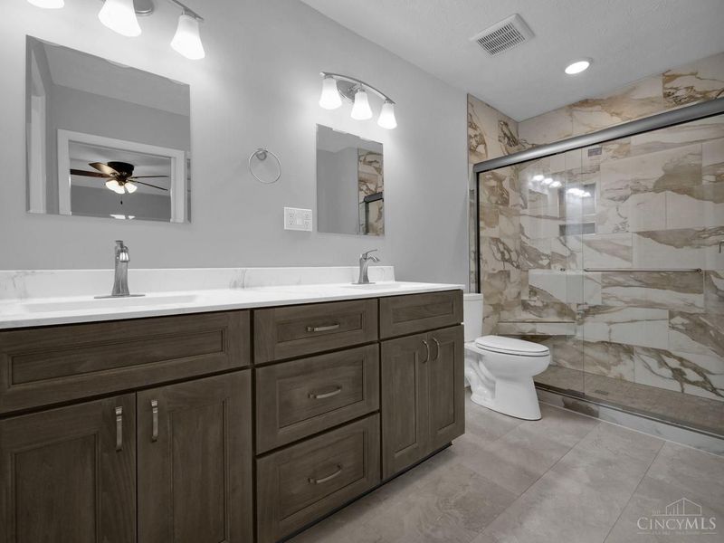 5015 Columbia Circle, Unit 15-60, West Chester, OH 45011 Photo 24