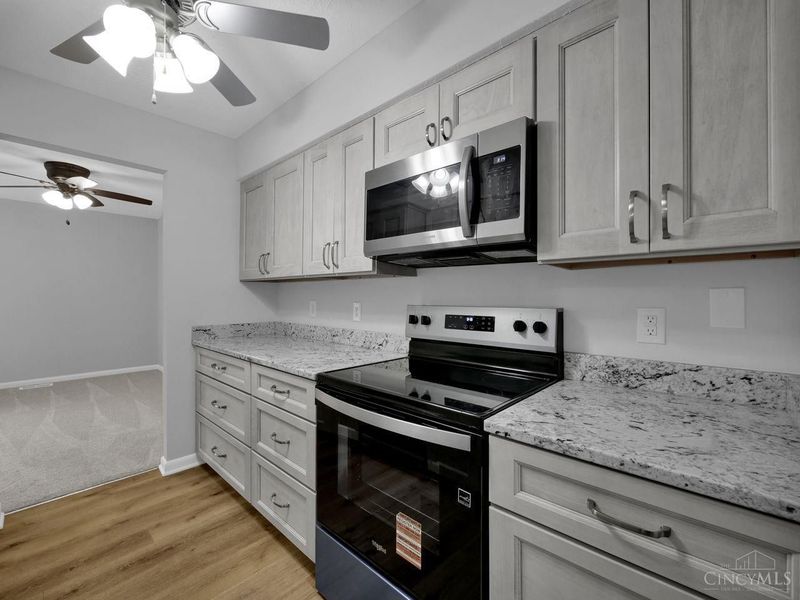 5015 Columbia Circle, Unit 15-60, West Chester, OH 45011 Photo 9