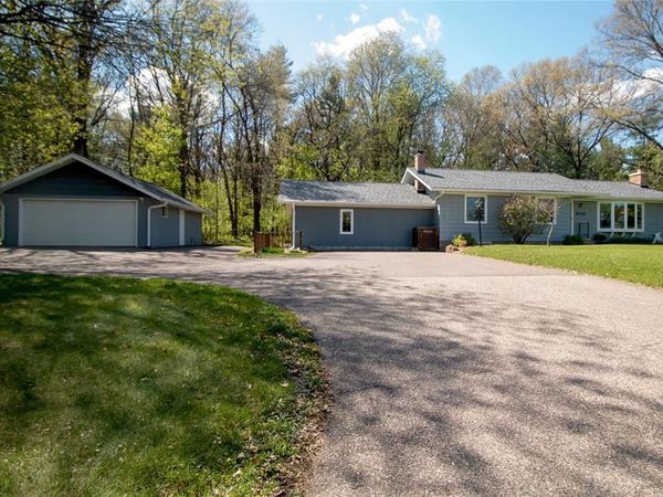 3112 Drier Rd, Eau Claire, WI 54701
