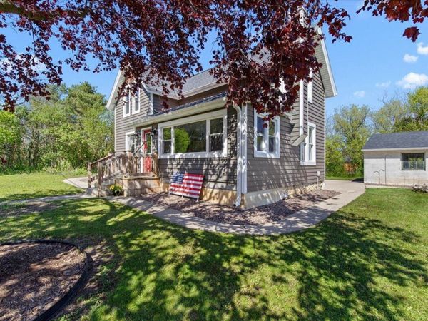 W301N9546 O Neil ROAD, Hartland, WI 53029