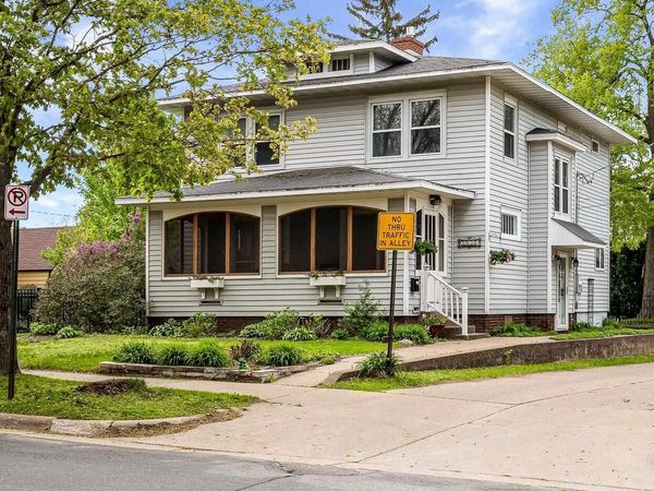 2030 Cass STREET, La Crosse, WI 54601