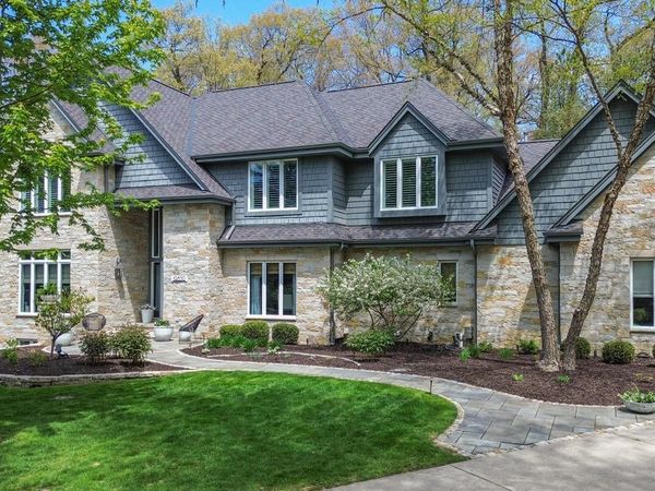 19630 Independence COURT, Brookfield, WI 53045
