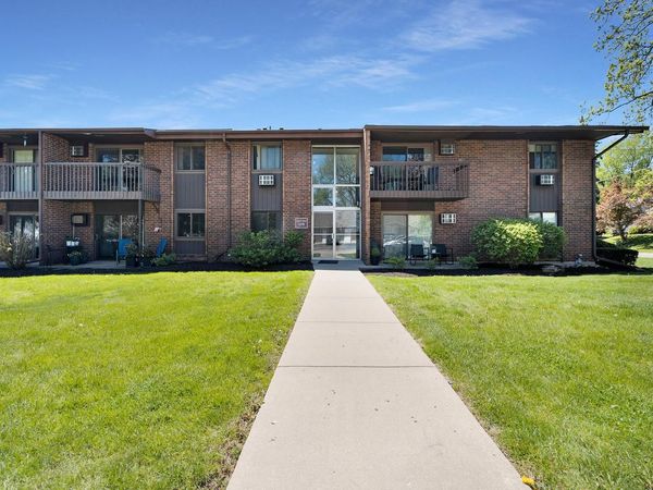 1270 Wisconsin STREET, Unit 203A, Lake Geneva, WI 53147