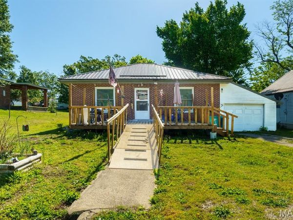 505 S Linn Avenue , Belle, MO 65013