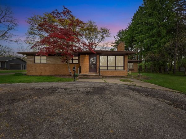 5535 Geddes Road, Ann Arbor, MI 48105