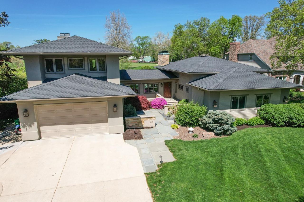 60 Greencroft Drive, Champaign, IL 61821