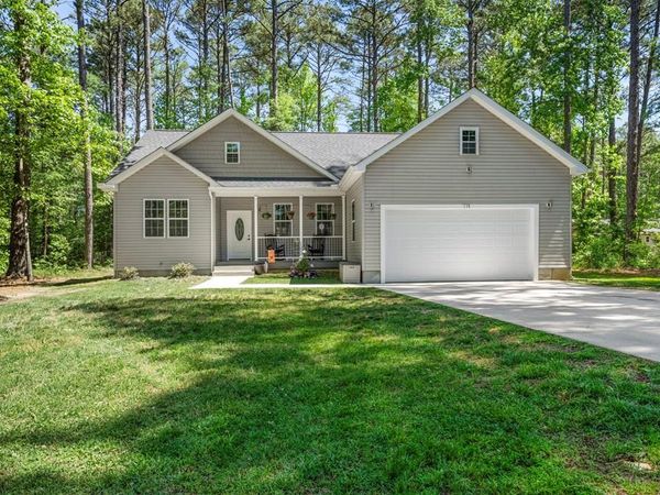 115 Erica Drive, MONTROSS, VA 22520