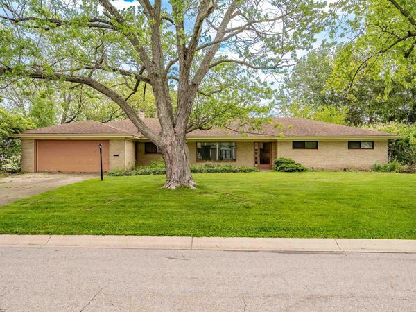 3028 Kingsley Drive, Fort Wayne, IN 46815