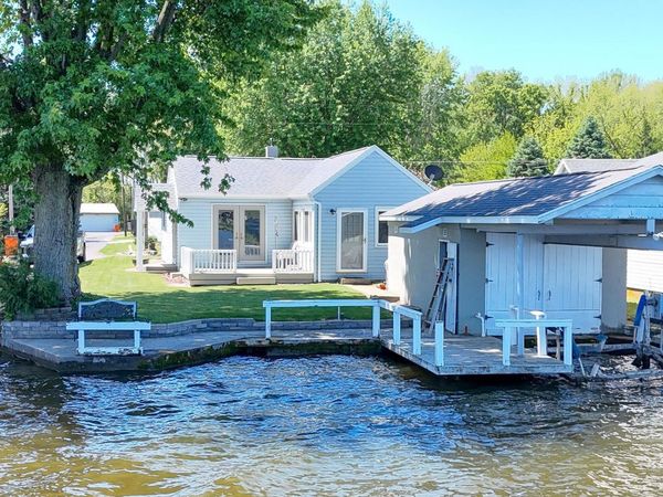 808 Terrace Bay Court, Monticello, IN 47960