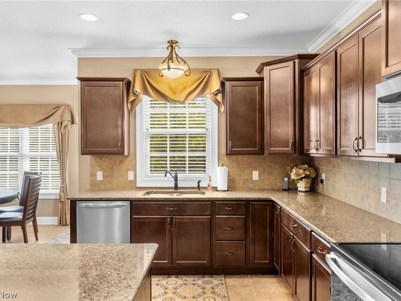 3358 Ridgely Park Drive , Poland, OH 44514 Photo 19