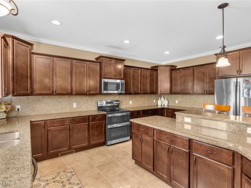 3358 Ridgely Park Drive , Poland, OH 44514 Photo 21