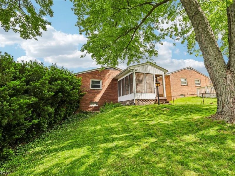 322 E Cassell Avenue, Barberton, OH 44203 Photo 15