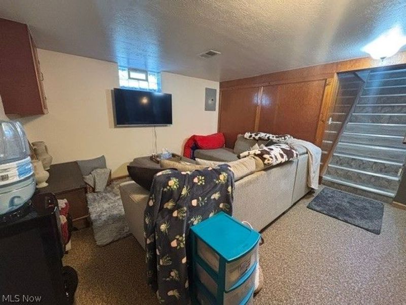 593 Stanley Road , Akron, OH 44312 Photo 21