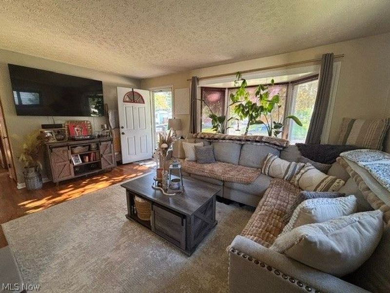 593 Stanley Road , Akron, OH 44312 Photo 6