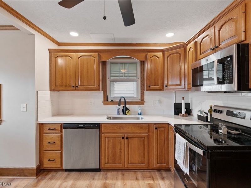 2206 S Linden Avenue, Alliance, OH 44601 Photo 11
