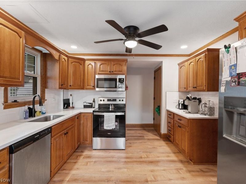 2206 S Linden Avenue, Alliance, OH 44601 Photo 12