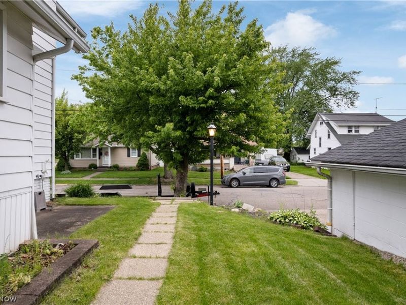 2206 S Linden Avenue, Alliance, OH 44601 Photo 31