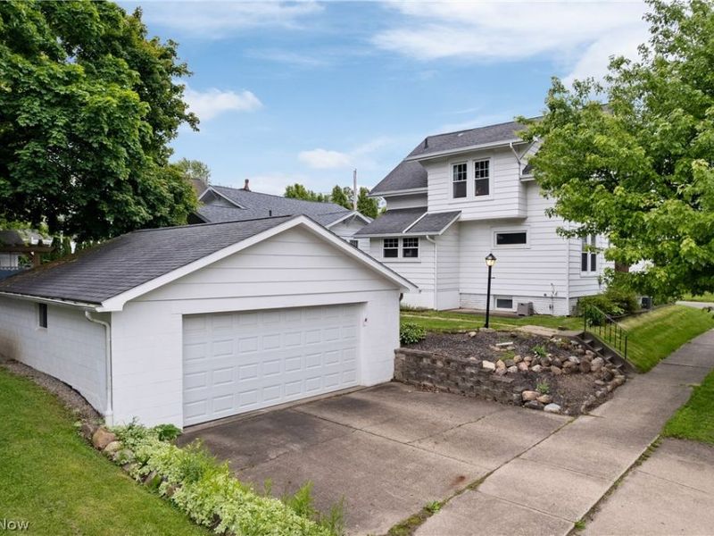 2206 S Linden Avenue, Alliance, OH 44601 Photo 32