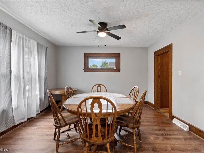 2206 S Linden Avenue, Alliance, OH 44601 Photo 9