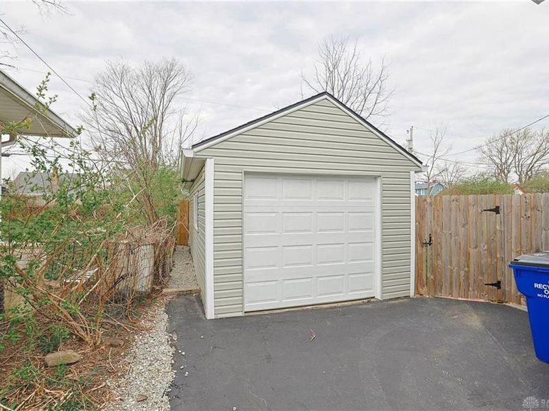 1911 Fauver Avenue, Dayton, OH 45420 Photo 28