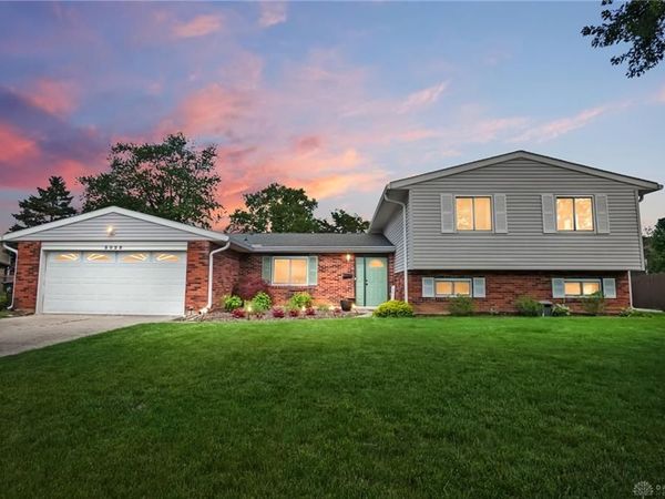 5025 Artesia Drive, Kettering, OH 45440