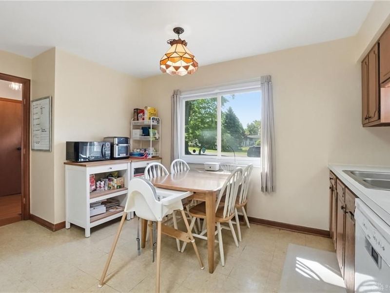 5025 Artesia Drive, Kettering, OH 45440 Photo 18