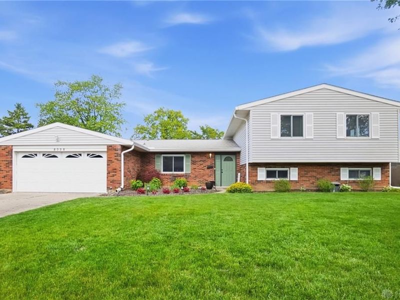 5025 Artesia Drive, Kettering, OH 45440 Photo 2