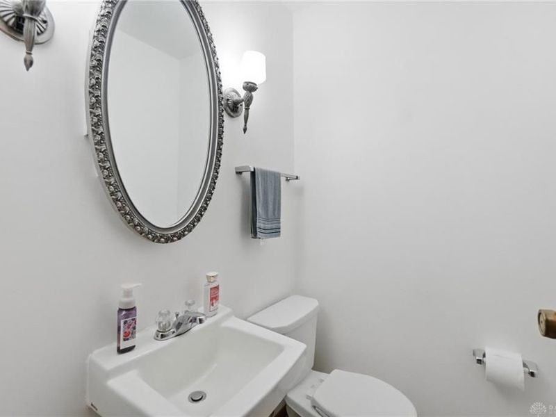 5025 Artesia Drive, Kettering, OH 45440 Photo 23