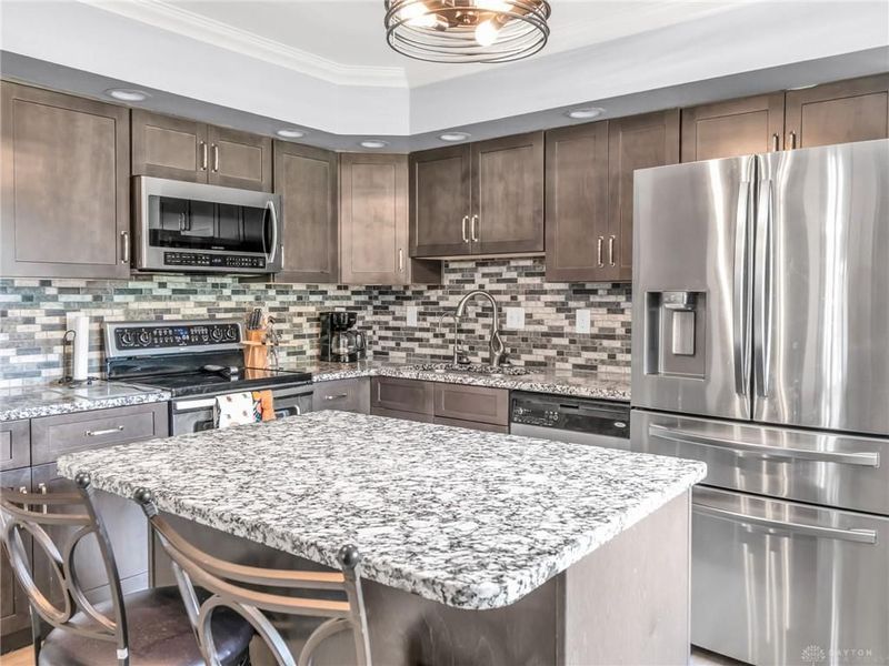 7948 Washington Park Drive, Miami Township, OH 45459 Photo 3