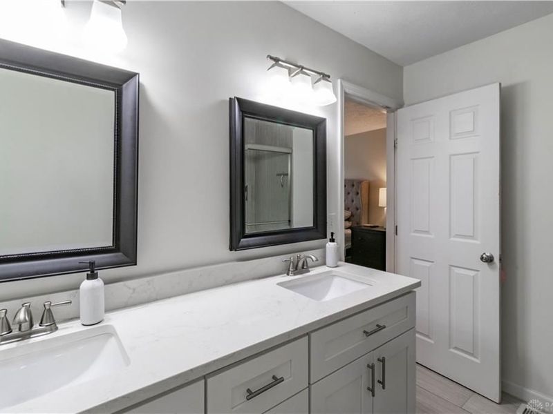 8049 Plantation Drive, West Chester Township, OH 45069 Photo 24