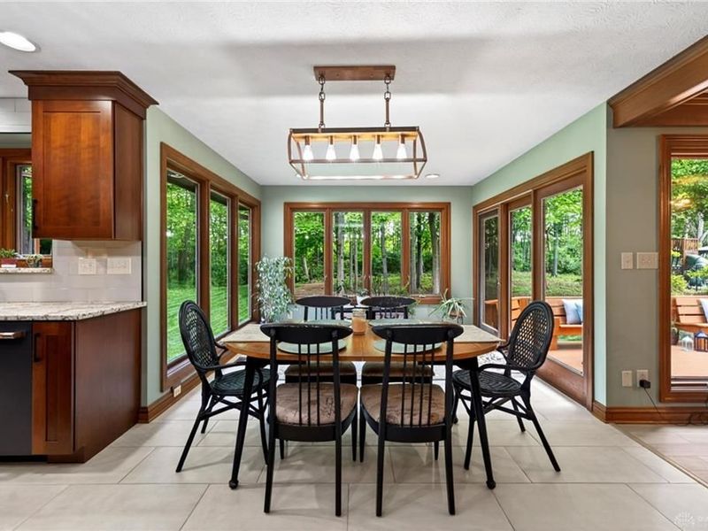 6548 Atterbury Court, Centerville, OH 45459 Photo 14