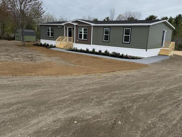 348 Hanson Road , China, ME 04358
