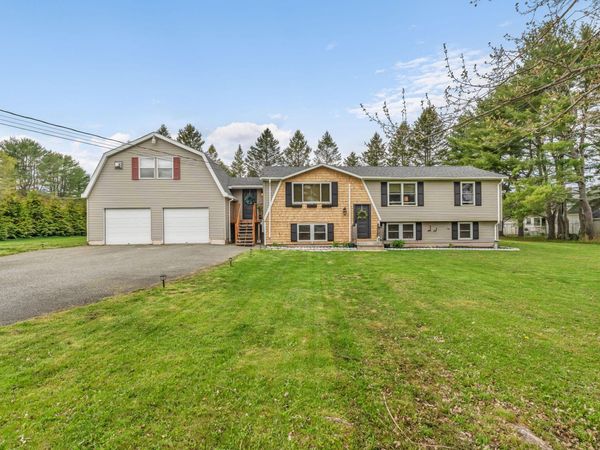6 Coolidge Avenue , Hampden, ME 04444