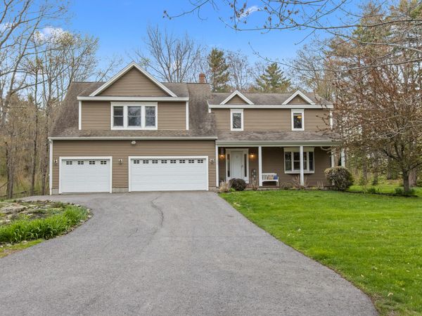 20 Ledgewood Drive , Portland, ME 04105