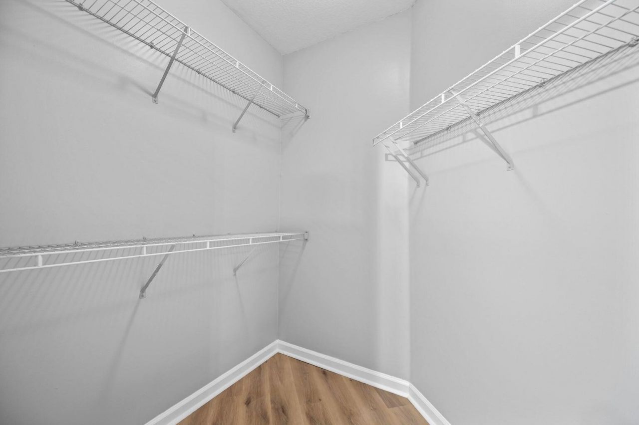 1300 Park West Boulevard Photo 12