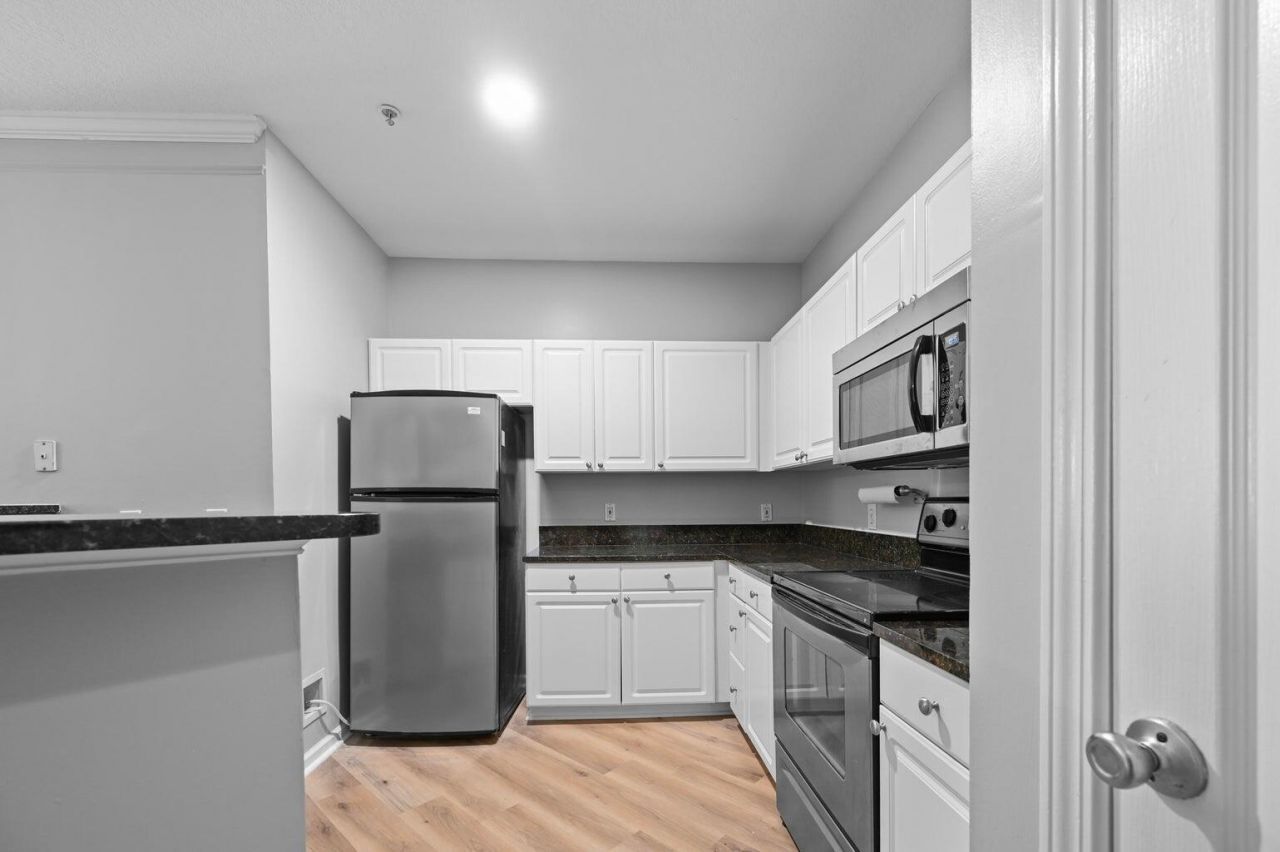 1300 Park West Boulevard Photo 13