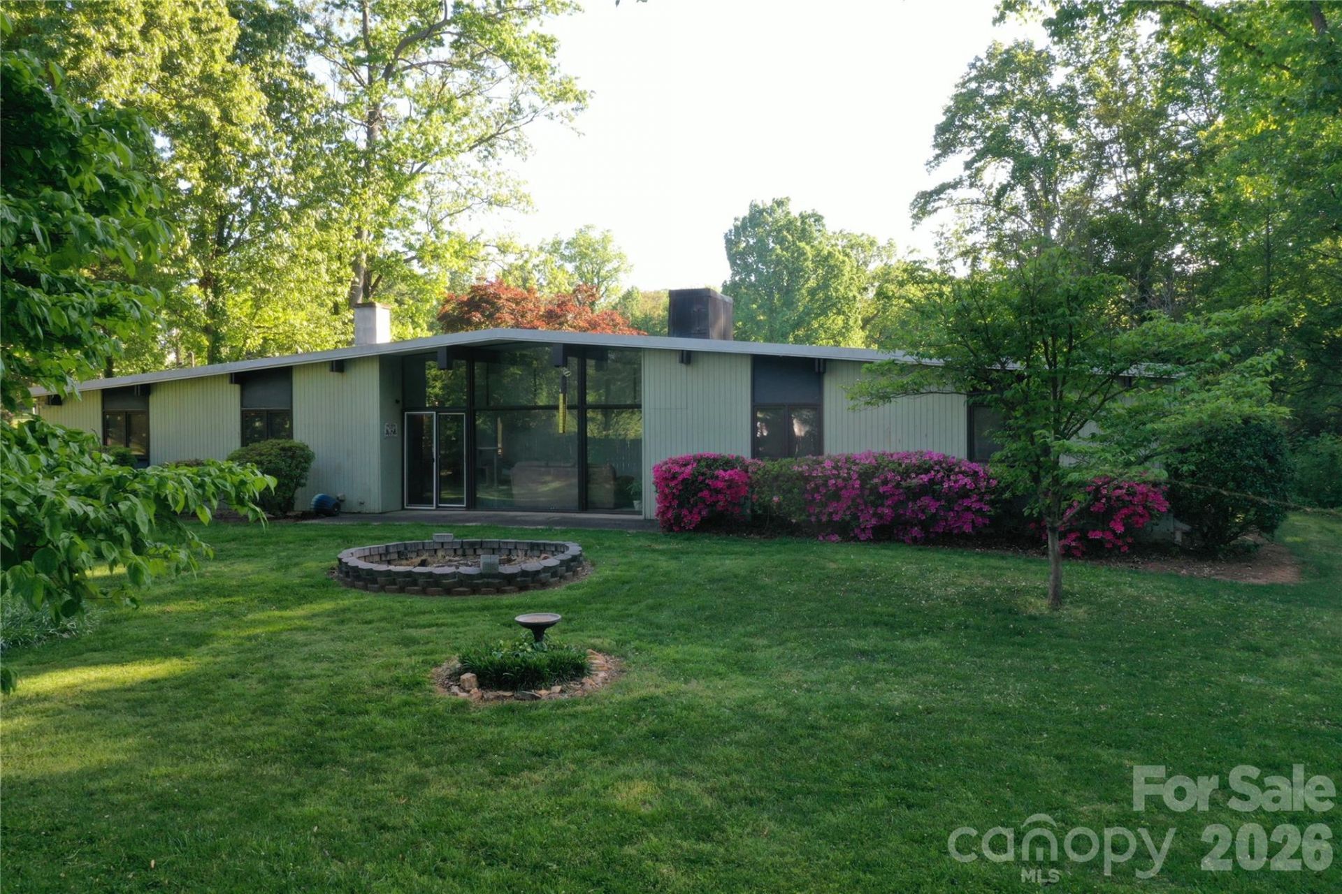2842 Dogwood Drive, Claremont, NC 28610 Main Photo