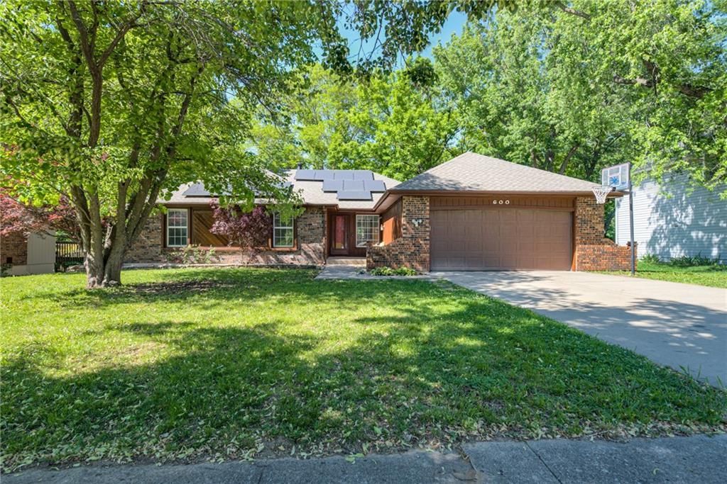 600 NW 66th Street, Kansas City, MO 64118 Main Photo