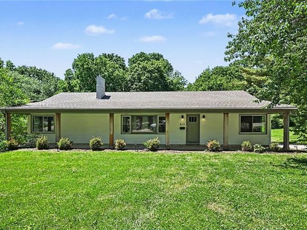 613 E Red Road, Independence, MO 64055