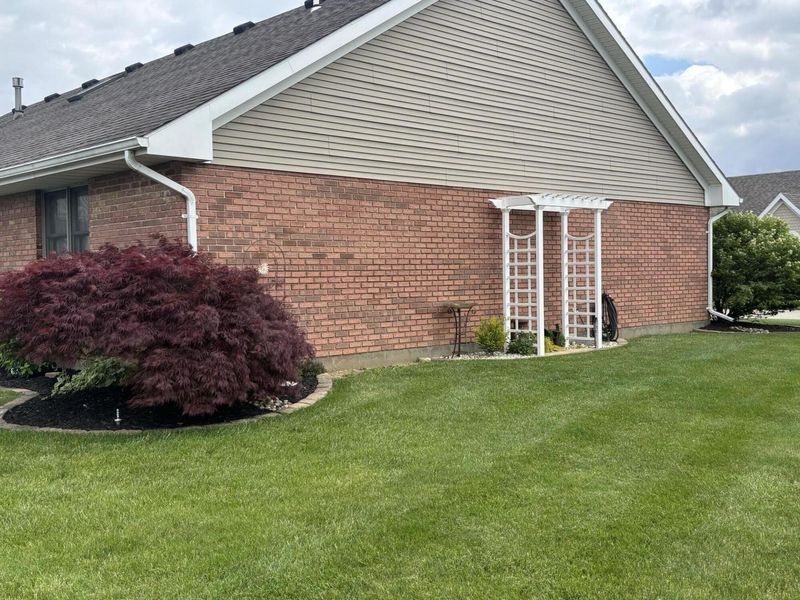 1524 New Castle Lane, Unit .., Springfield, OH 45503 Photo 6