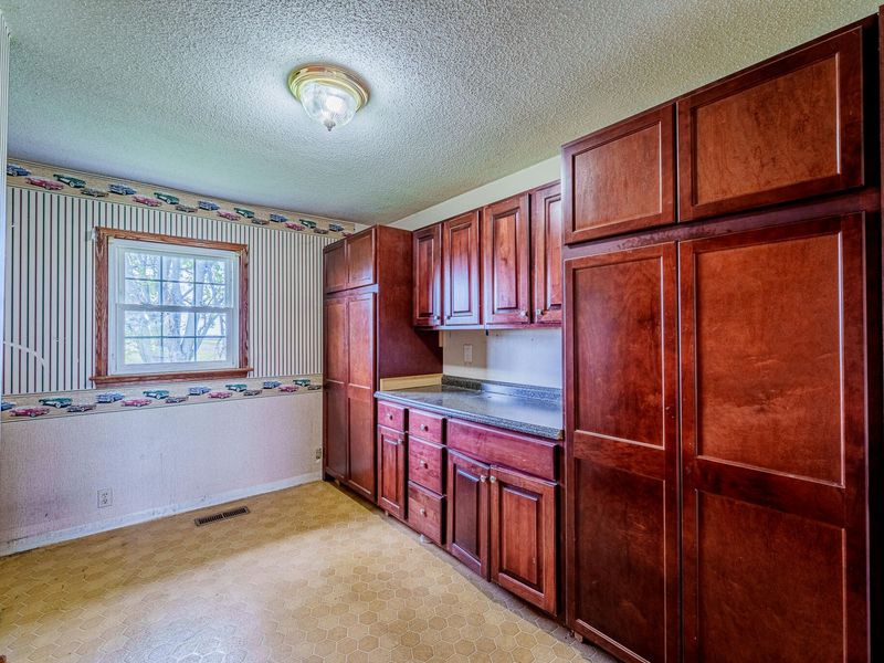 8806 State Route 81 , Dola, OH 45835 Photo 16