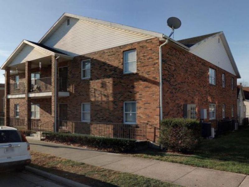 5 N Chillicothe Street, South Charleston, OH 45368 Photo 1